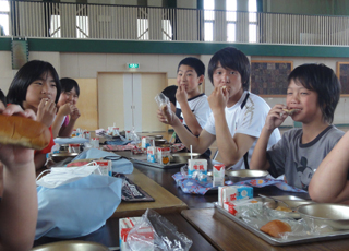 給食先生~南予編~ 愛媛FC公式ホームページ